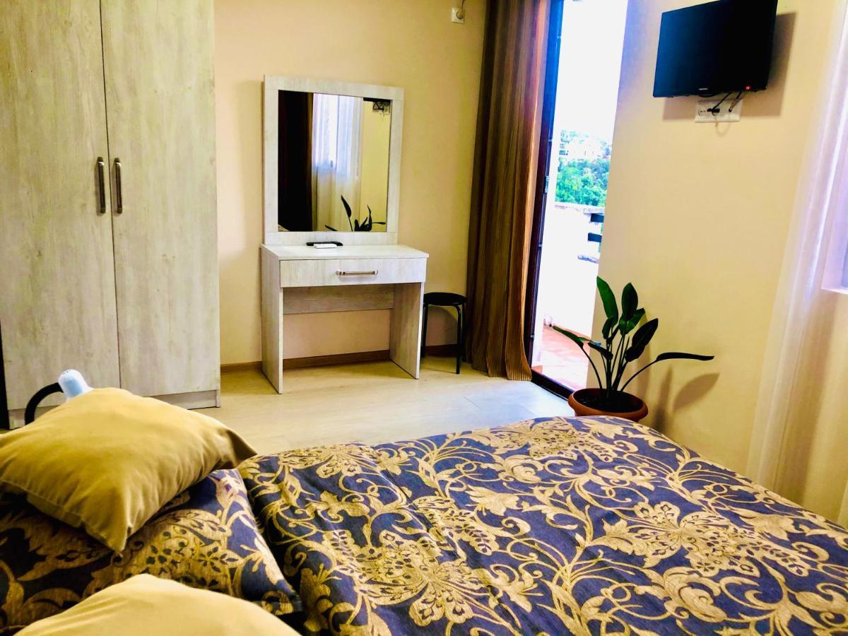 姆兹瓦内康茨基 Holiday House Green Cape Batumi酒店 外观 照片