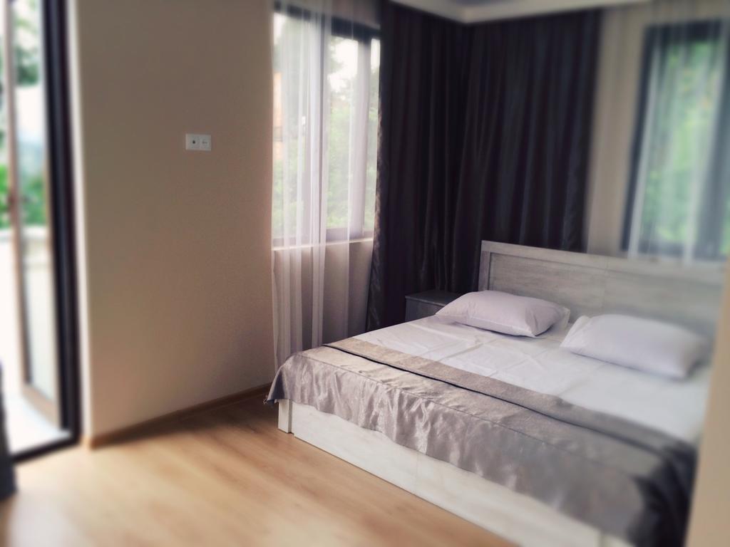 姆兹瓦内康茨基 Holiday House Green Cape Batumi酒店 外观 照片