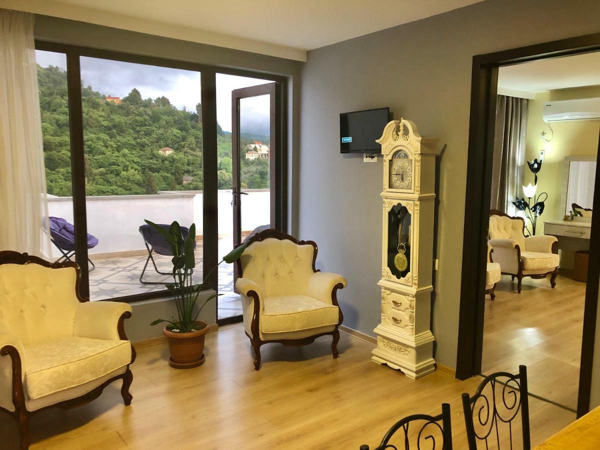 姆兹瓦内康茨基 Holiday House Green Cape Batumi酒店 外观 照片